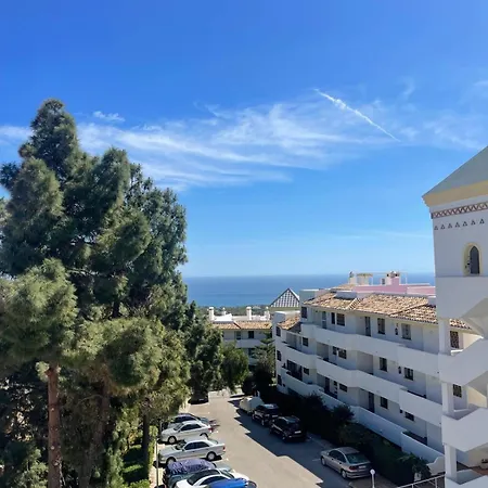 Sea View, Walk To Restaurants, Gym, Paddle & Golf Sitio de Calahonda