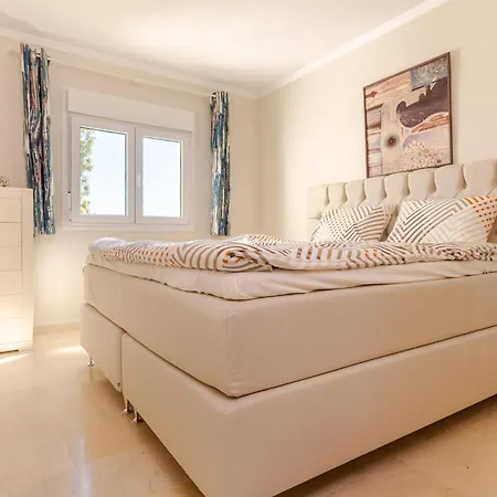 Sea View, Walk To Restaurants, Gym, Paddle & Golf Apartamento Sitio de Calahonda