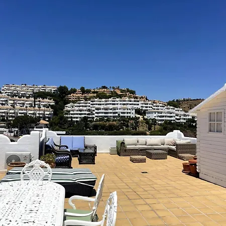 Apartment Sea View, Walk To Restaurants, Gym, Paddle & Golf *