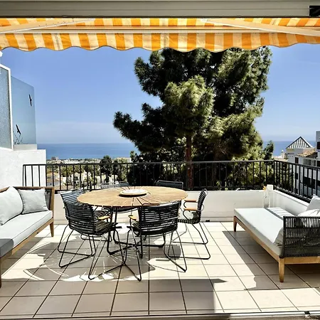 Sea View, Walk To Restaurants, Gym, Paddle & Golf Apartment Sitio de Calahonda